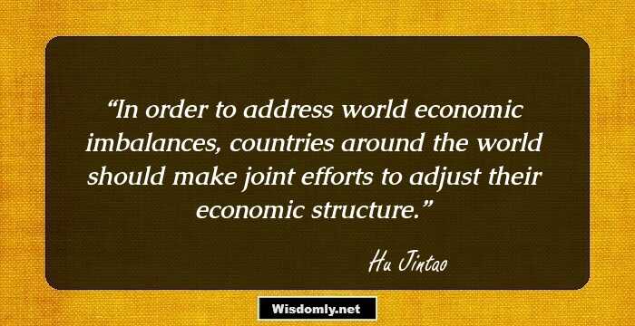 In order to address world economic imbalances, countries around the world should make joint efforts to adjust their economic structure.